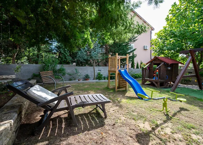 Apartman For Families With Children Lopar, Rab - 20830