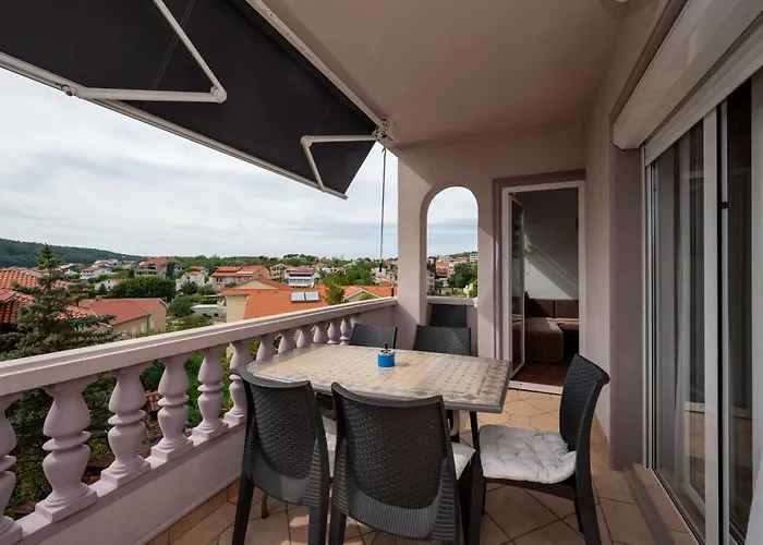 Apartman For Families With Children Lopar, Rab - 20830 *
