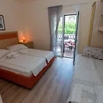 شقة For Families With Children Lopar, Rab - 20830