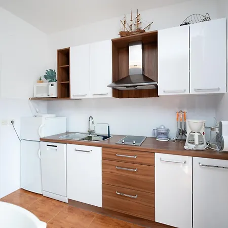 For Families With Children Lopar, Rab - 20830 Apartment