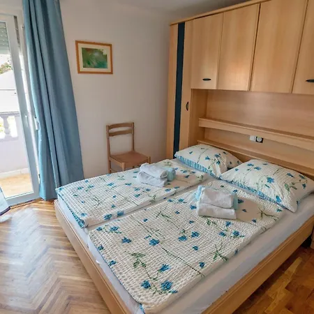 Apartamento For Families With Children Lopar, Rab - 20830 Lopar